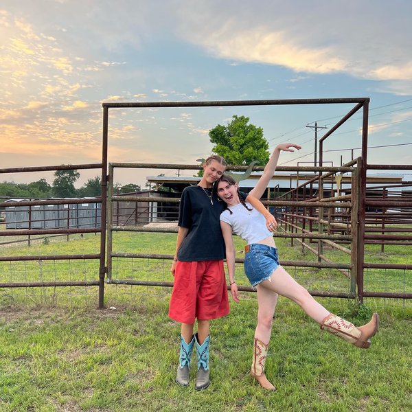 Thumbnail of p-cs2mn03lkgn-2862f5bc65244326 5