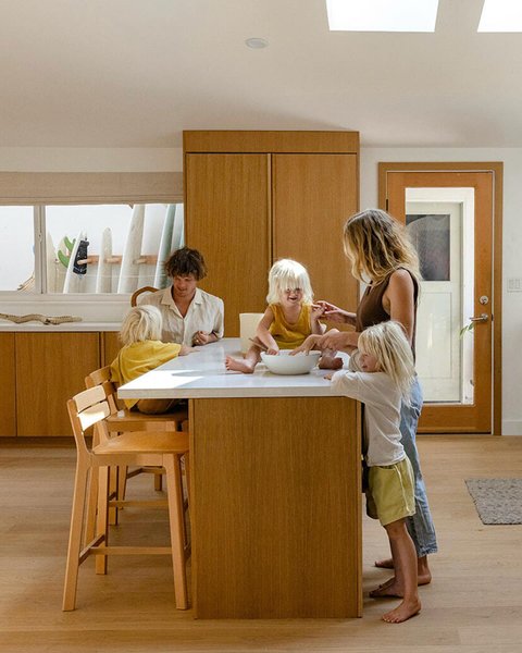 Thumbnail of p-c1xgppzrnsd-298d4e53f2e24ace 6