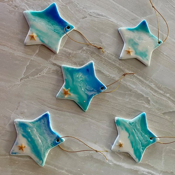 Thumbnail of p-cwaofb0msly-299f08f6ed364e62 1