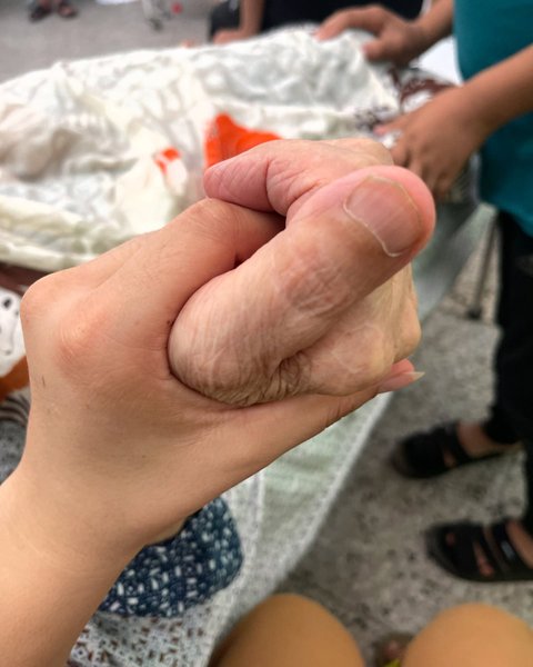 Thumbnail of p-da0j1zhgr2k-2a898a221f484d8a 4