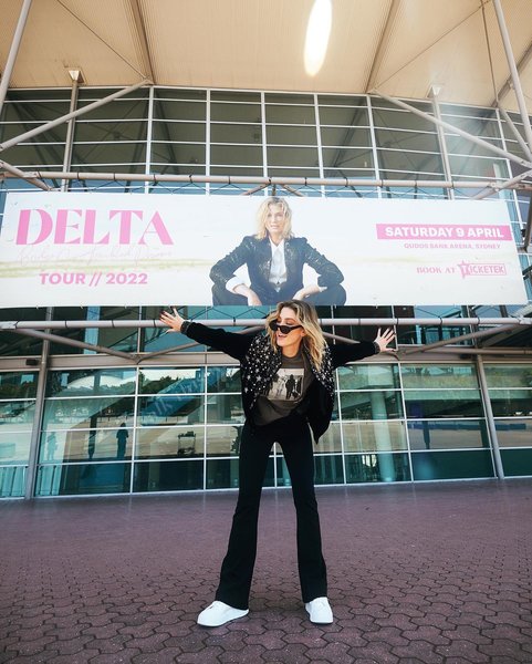 Thumbnail of p-czbnnamb2zv-2b6192a60e0847b4 4