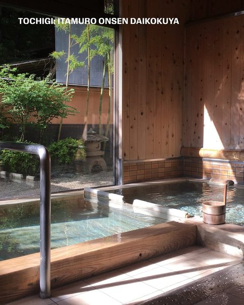 Thumbnail of djhu5-bxxoz-2b74d6e4b4164cb5 1