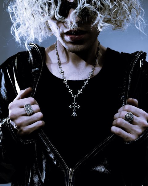 Thumbnail of p-c3qtup4uskw-2c5e0617f4e64034 0