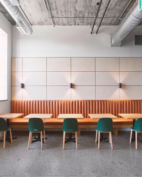 Thumbnail of p-bpj4427h7w5-2c5edbe9ece34aee 0