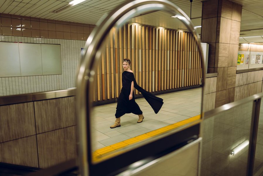 Thumbnail of p-cvfza2dpjm8-2f0400bfac584311 2