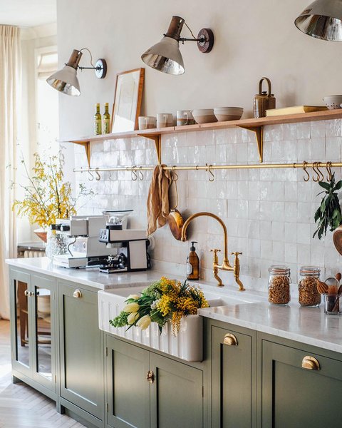 Thumbnail of p-c6y2o5mk9rm-2ff0ad7e951248b4 1