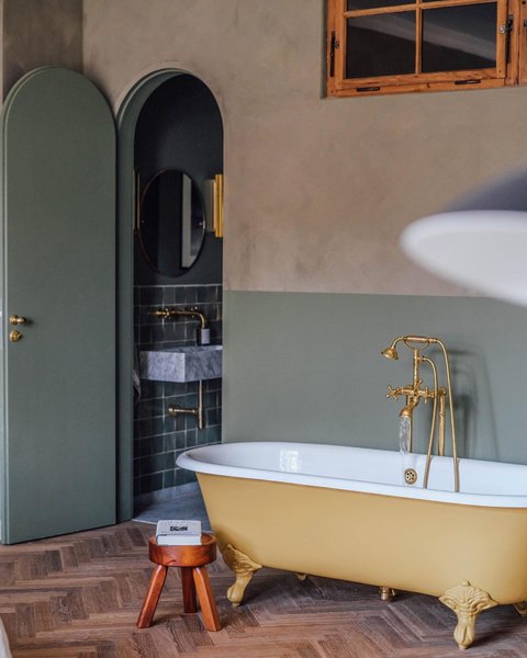 Thumbnail of p-c6y2o5mk9rm-2ff0ad7e951248b4 9