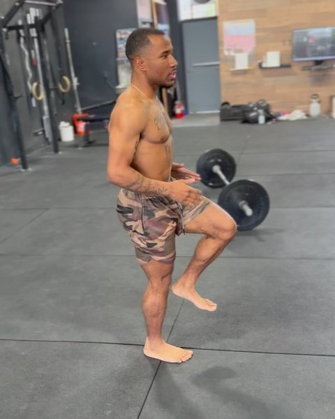 Thumbnail of p-cbgxlrbvzaj-312c102ff7234064 2