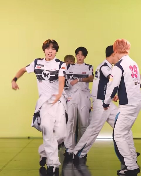 Thumbnail of doqj0jkj-9t-313dd0f05cff4085 16