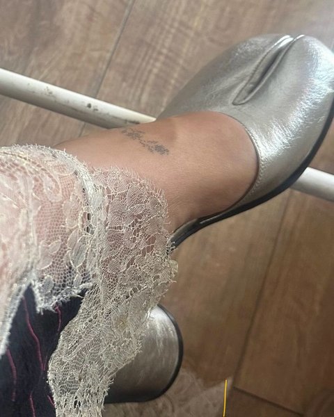 Thumbnail of c-h5kybnlse-317b7f1cdb474bb3 0