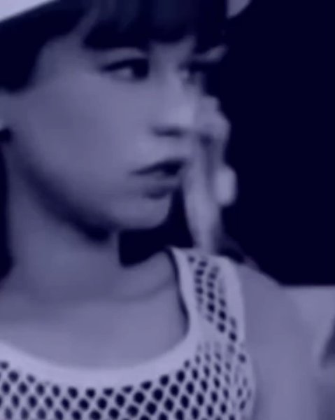 Thumbnail of c0f-tizlfqu-31fe9159e02e47b5 1