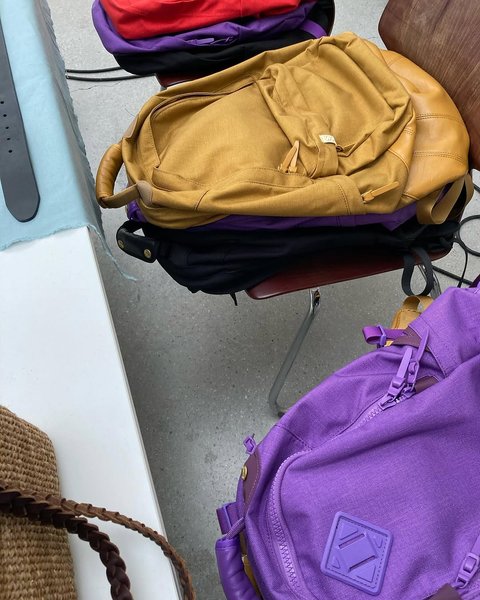 Thumbnail of instagram-69592c431c0748a0 3