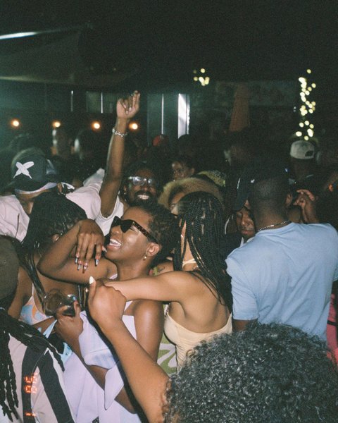 Thumbnail of cg1-gizu6v3-341cf618728c48b4 3