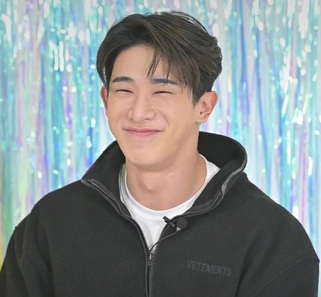 Thumbnail of p-cmtaxpvni2o-342cb87aa3804b3c 3