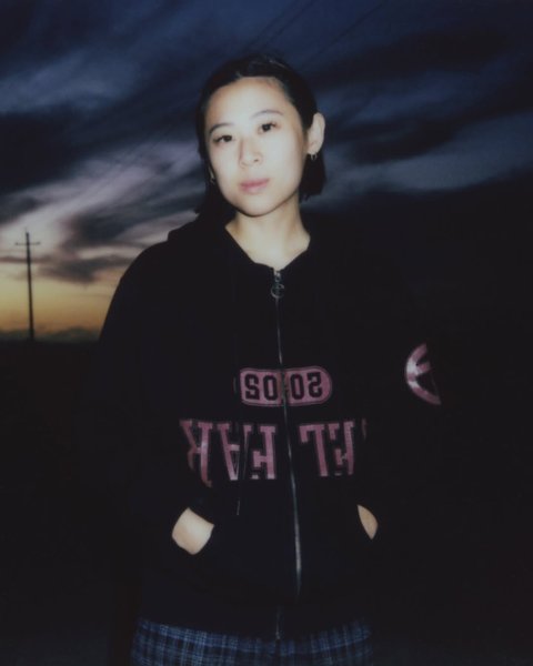 Thumbnail of instagram-343a9d0cbdd74ba8 5