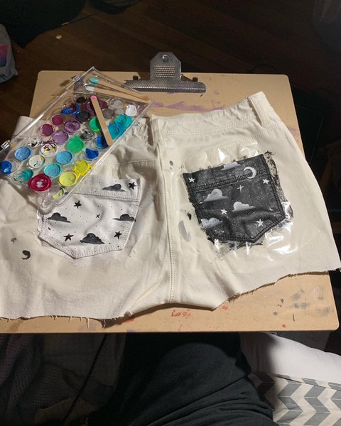 Thumbnail of p-bzcky4hlfg9-34c4428d7cd74321 1