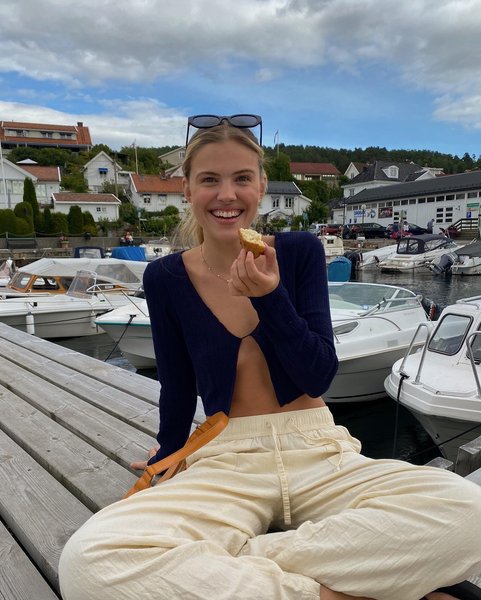 Thumbnail of p-cgsrfbjnqwi-34dcb7fb18b74356 3