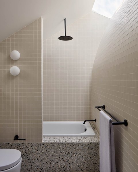 Thumbnail of p-c7djdfdsixo-3504ec7518d747fd 5