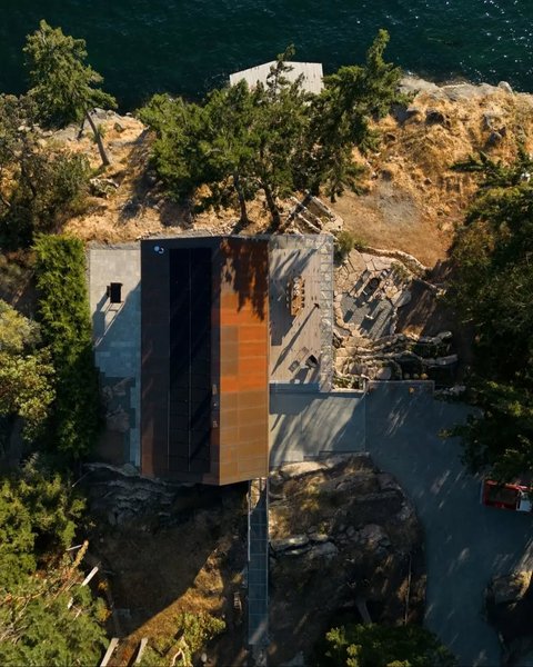 Thumbnail of www-instagram-com-p-dezde7svpvb 6