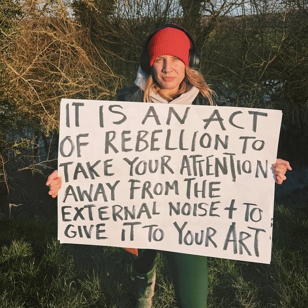 Thumbnail of www-instagram-com-p-dfllwy1nbhh 1