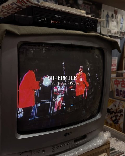 Thumbnail of www-instagram-com-p-dff0kn7v6ns 5