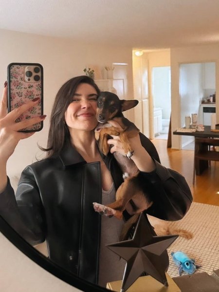 Thumbnail of p-dpmed3kkyng-3629398f1dab4c64 8