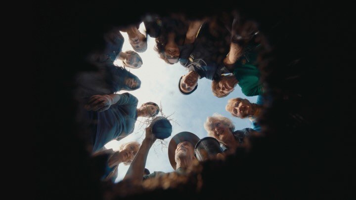 Thumbnail of www-instagram-com-p-dlrqzmnp6bx 1
