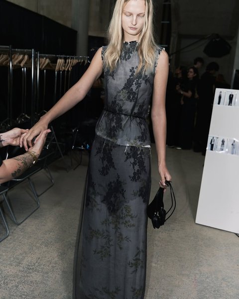 Thumbnail of www-instagram-com-p-dmnjj19r6us 9