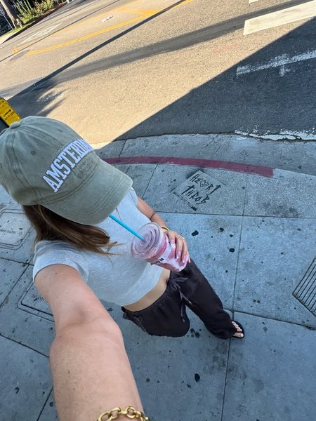 Thumbnail of www-instagram-com-p-dmz1qumi7ag 4