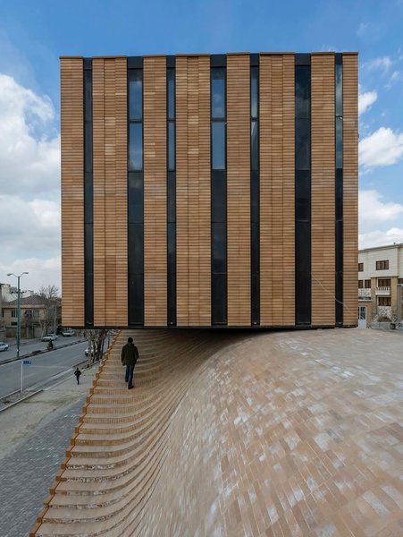 Thumbnail of dnh-qwvotfl-673e82a594a54ca5 1