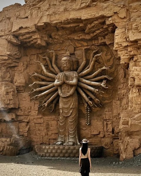 Thumbnail of instagram-a85285dafed04246 11