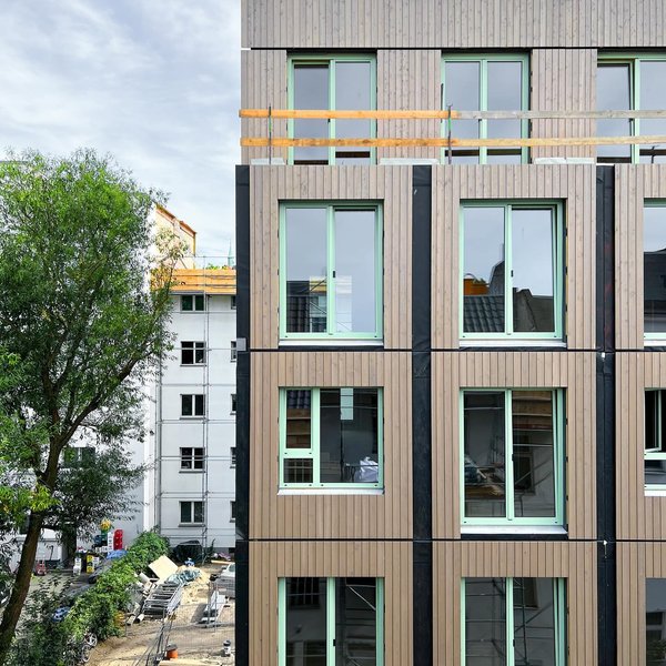 Thumbnail of c-hwv2vsx8t-374dc730a6fc406f 6