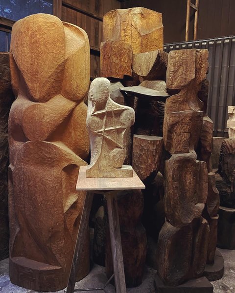 Thumbnail of p-dbak8zcy60-381106f471cb4964 0