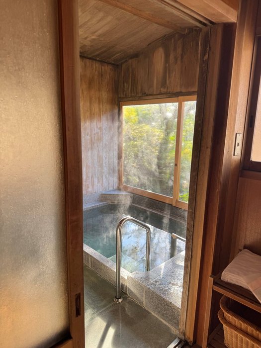 Thumbnail of www-x-com-levelsio-status-1991337027309346956-3841b5d707f54992