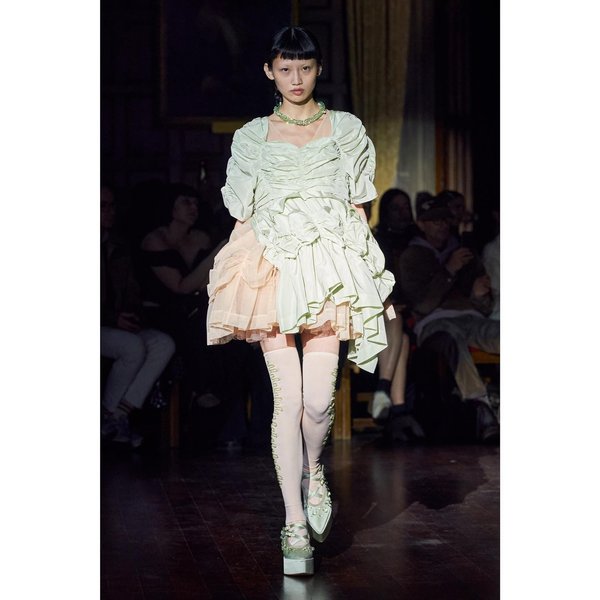 Thumbnail of p-cao7wqkrp9y-3932022b493b4930 0