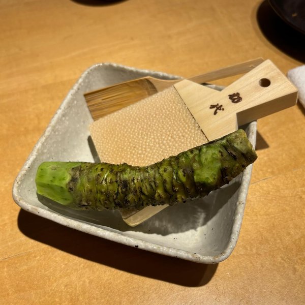 Thumbnail of c8p8fiey2-8-3b61d9208058439f 3