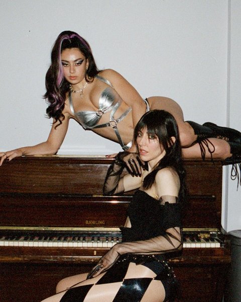 Thumbnail of c2fhn4-tpwd-3c7363ff858b4dd2 0