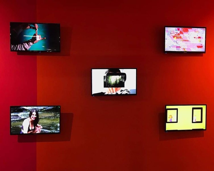 Thumbnail of p-byisypmlpex-3d98f925a2444223 2
