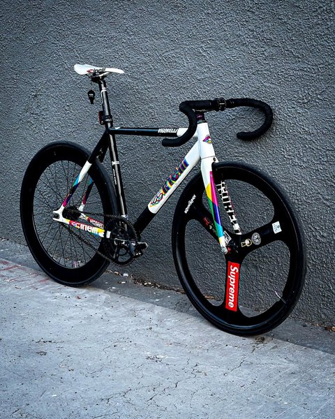 Thumbnail of p-c6vi8wssizm-3d9fa84a8edc44a0 2