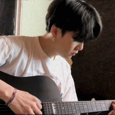 Thumbnail of www-x-com-uarmyfic-status-1816883415888855180-3e5682a7f1824f8d