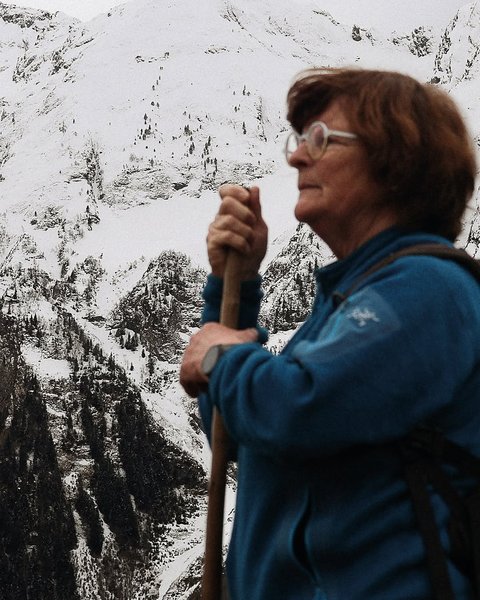 Thumbnail of www-instagram-com-p-dmsfzvkmxrl-img-index-8 2