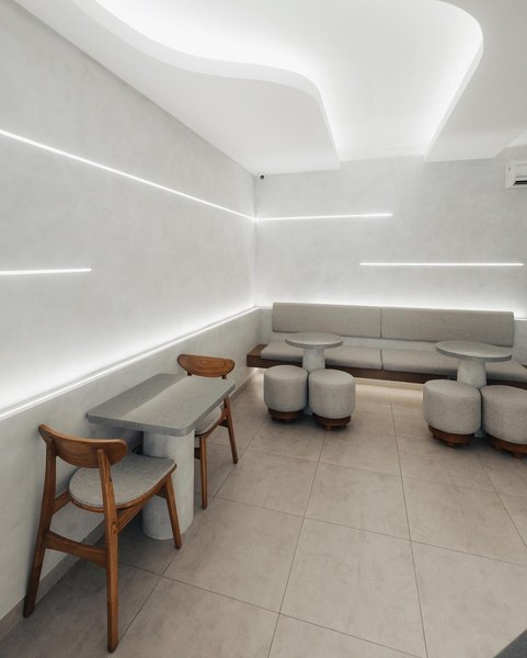 Thumbnail of p-ci2j2k7rfw4-4167a3ab1588438f 3