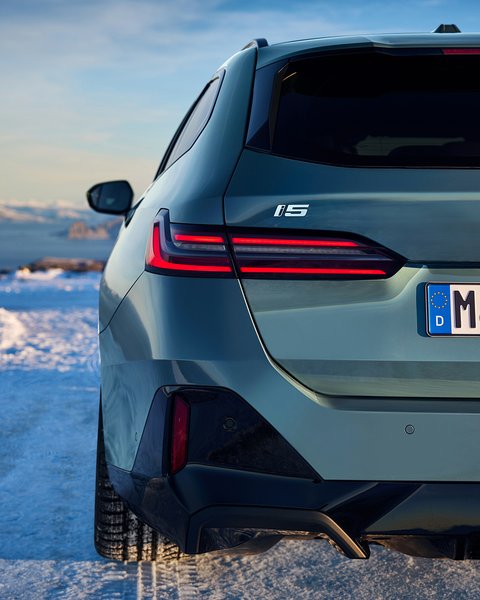 Thumbnail of p-c3aha0zbwhi-4175c4a12eda46dd 0