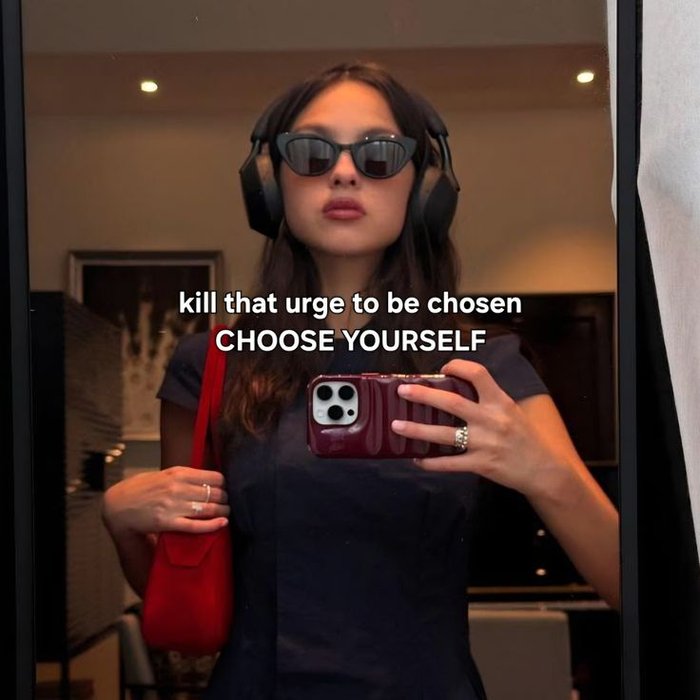 Thumbnail of www-x-com-femmenote-status-1995740641439940953