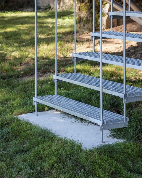 Thumbnail of p-cyptzkpmrrk-42e11bd03c904cb1 2