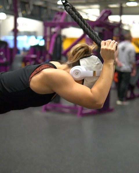 Thumbnail of p-bv2ibi8fhsr-43bb21e5577742e2 1