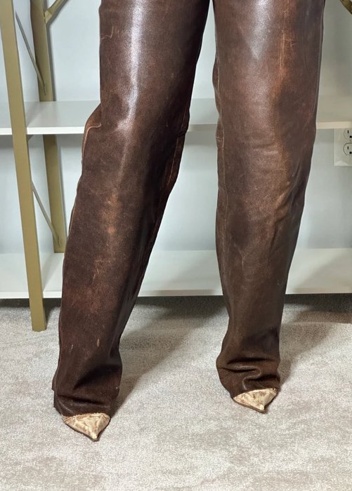 Thumbnail of www-x-com-shoeslutz69-status-1916668855562183145-451b826e2f354790