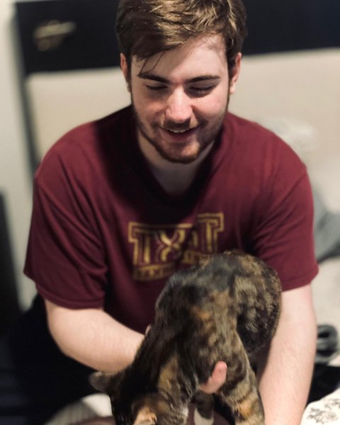 Thumbnail of p-cjnnyezfd1m-45c8f9d2a2b64ffd 1