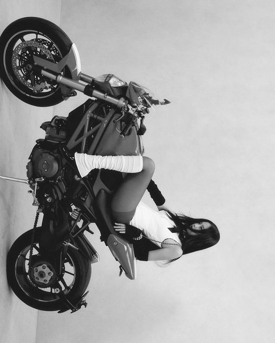 Thumbnail of www-x-com-newsjennle-status-1849010444629123119-45cc38b2d22b43b5