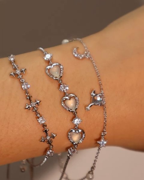 Thumbnail of p-cvebsillyph-45f096534b4a4645 4